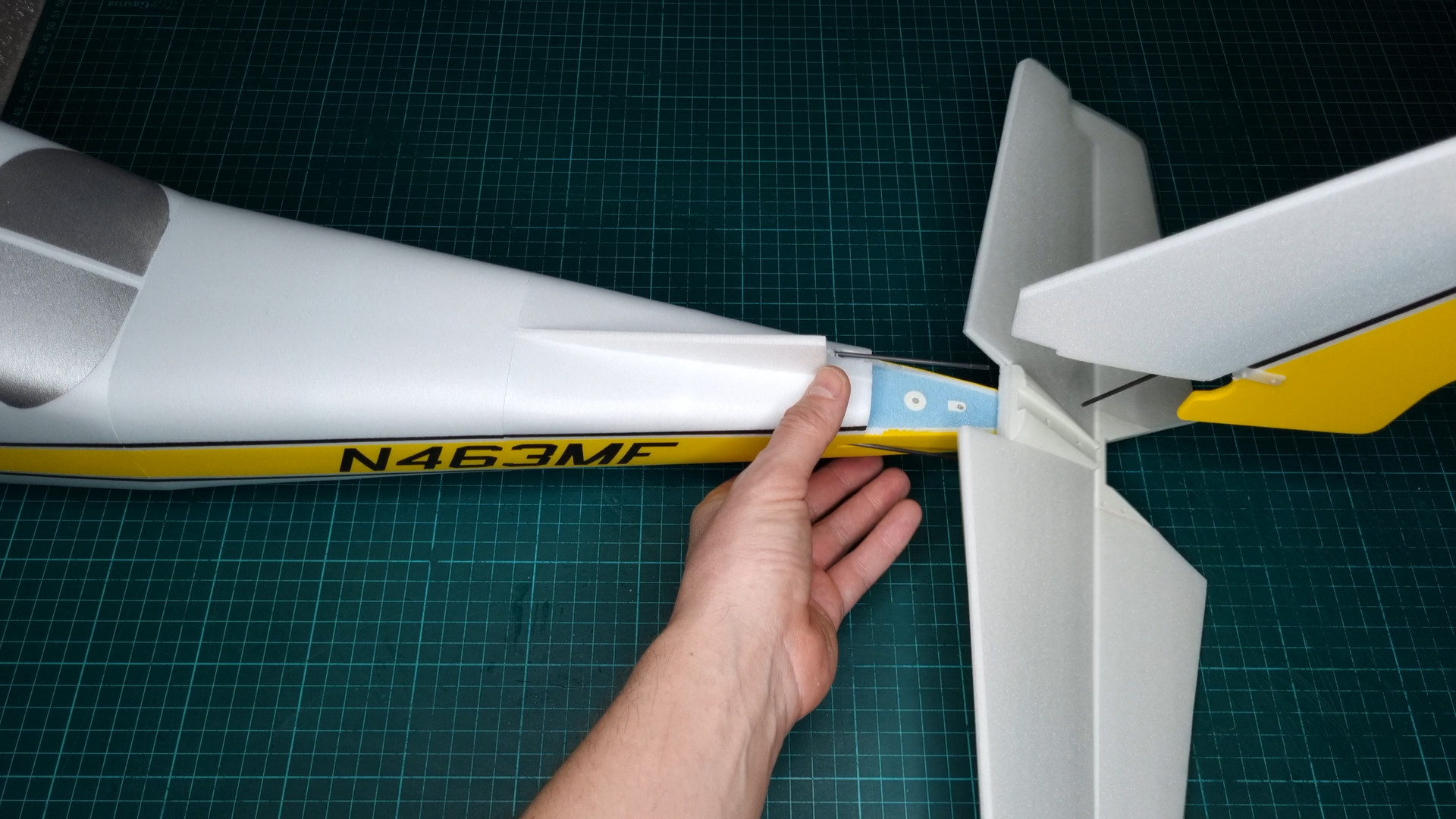 Cessna 172 removable tail